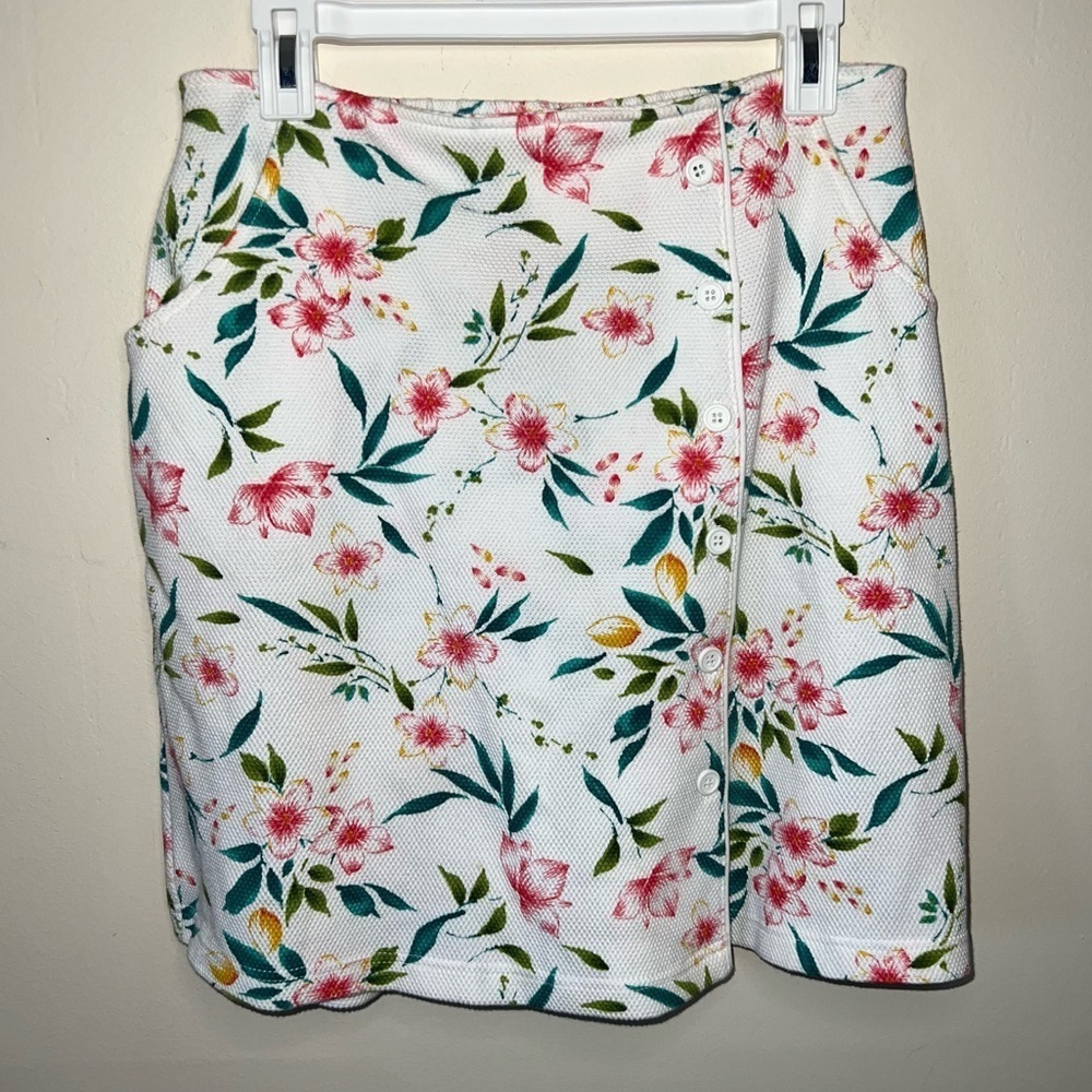 Dress Barn White Floral Button-Front Skort with Pink & Green Print - Picture 7 of 11